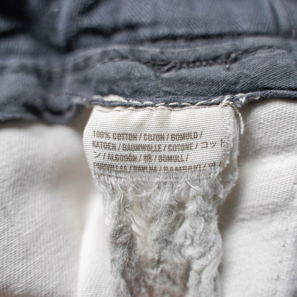 2000s faded gray cargo shorts -good mood-