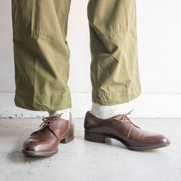 around 1990s Dutch military?  brown leather shoes -sharp silhouette-