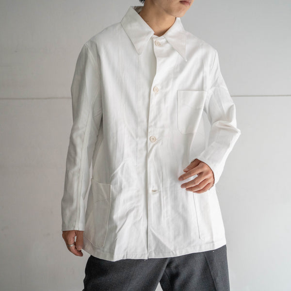 1980s Italian military white work jacket with V pocket "dead stock"