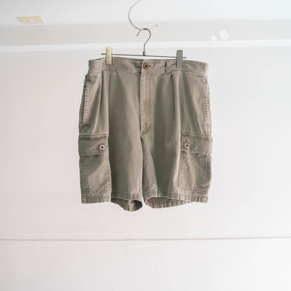 1990s Ralph Lauren olive cargo shorts