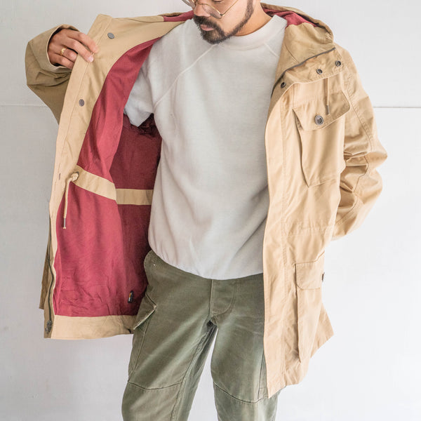 2000s 'Timberland' beige color 4pockets nylon parka -military like-