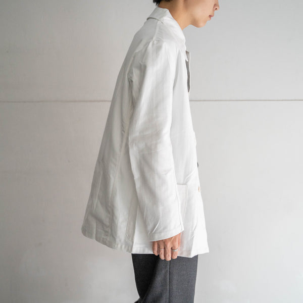1980s Italian military white work jacket with V pocket "dead stock"