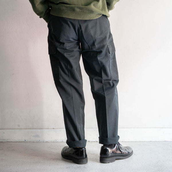 2000s British police dark green color tech cargo pants 'super fade'