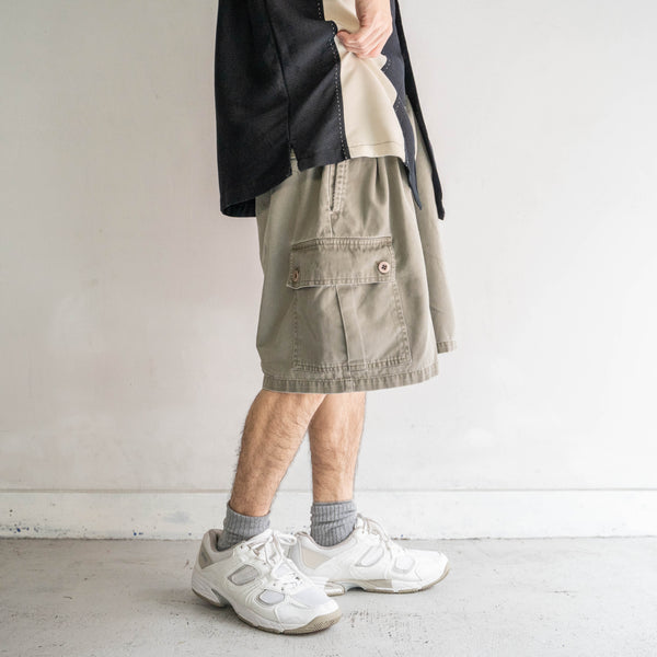 1990s Ralph Lauren olive cargo shorts