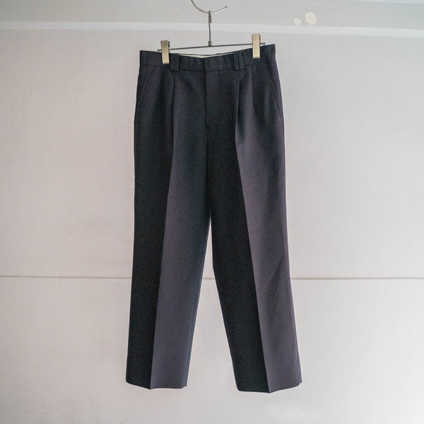 1990-00s black poly 100 2 tuck wide slacks