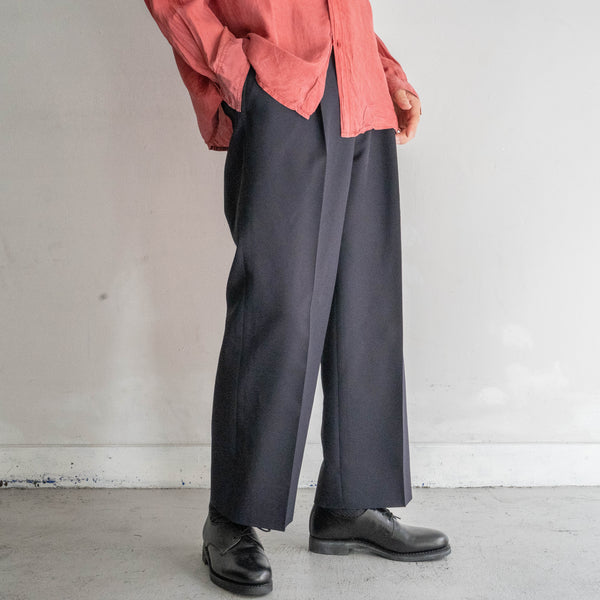 1990-00s black poly 100 2 tuck wide slacks