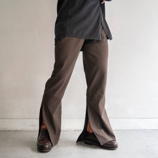 2000s dark brown viscose × polyester deep slit slacks