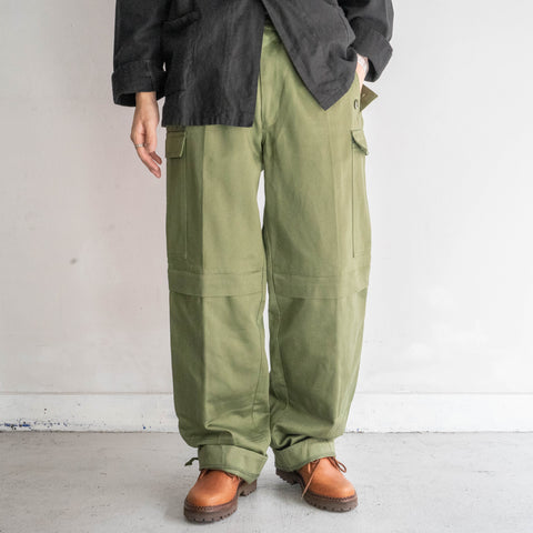 2000s German police light green gimmick cargo pants