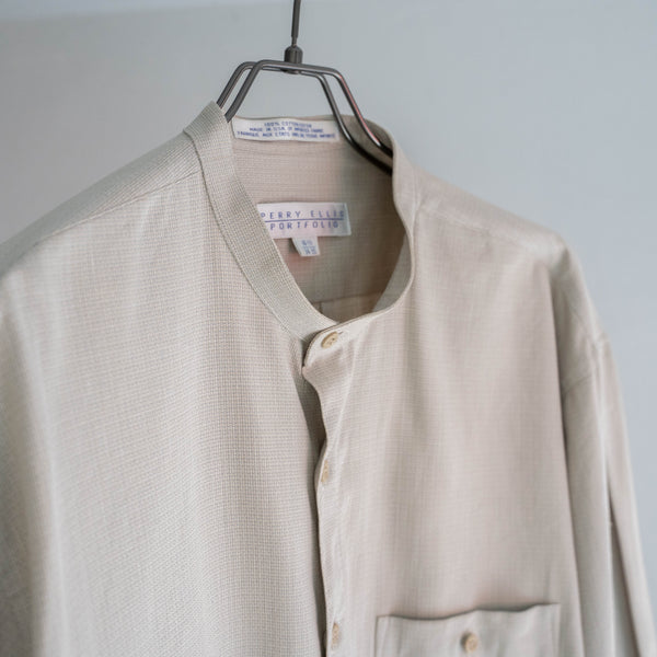 1990s ivory cotton 100 stand collar l/s shirt