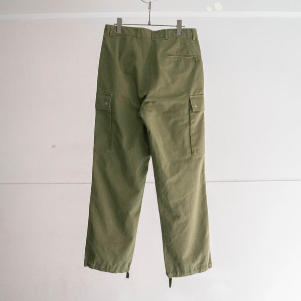 2000s German police light green cargo pants