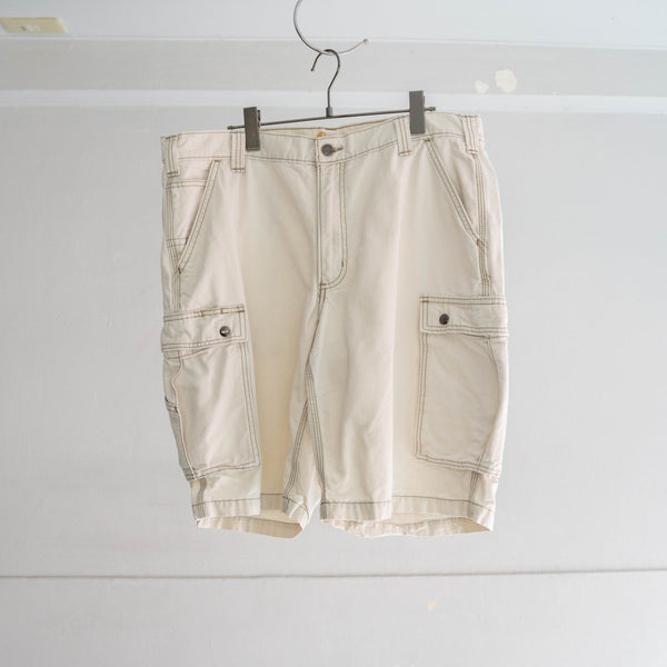 2000s Carhartt white cotton cargo shorts