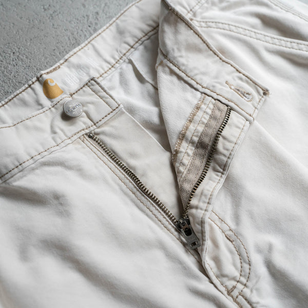 2000s Carhartt white cotton cargo shorts