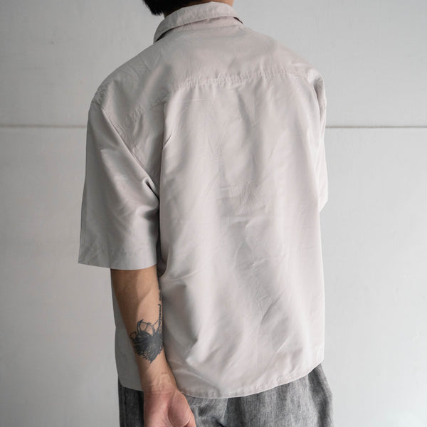 2000s Ralph Lauren light gray nylon short sleeve shirt 'boot'