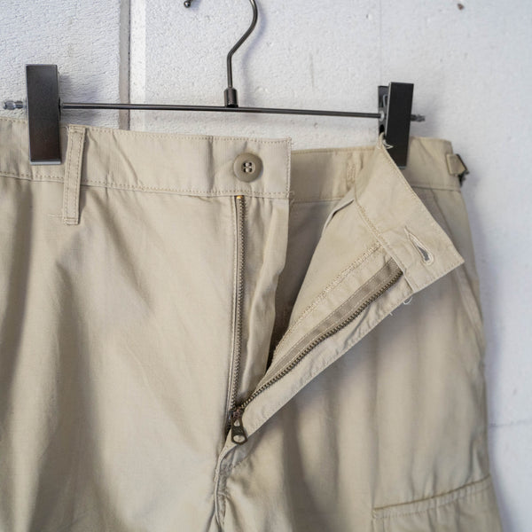 2000s 'PROPPER' beige color ripstop half cargo pants