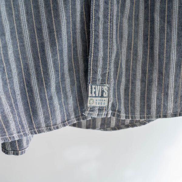 1990s Levis gray based stripe stand collar l/s shirt