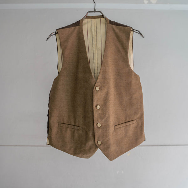 1970-80s Japan vintage light brown vest with cinch back