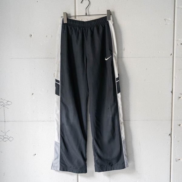 1990-00s 'NIKE' side line monotone nylon pants