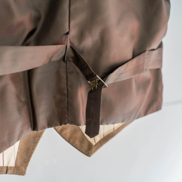 1970-80s Japan vintage light brown vest with cinch back
