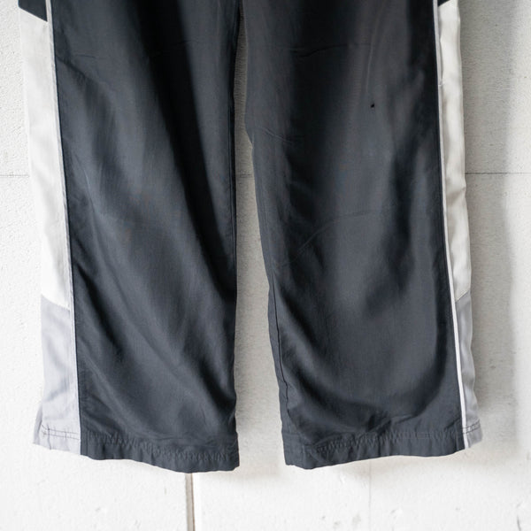 1990-00s 'NIKE' side line monotone nylon pants