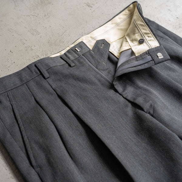 1990s Japan vintage gray based stripe 2 tuck slacks