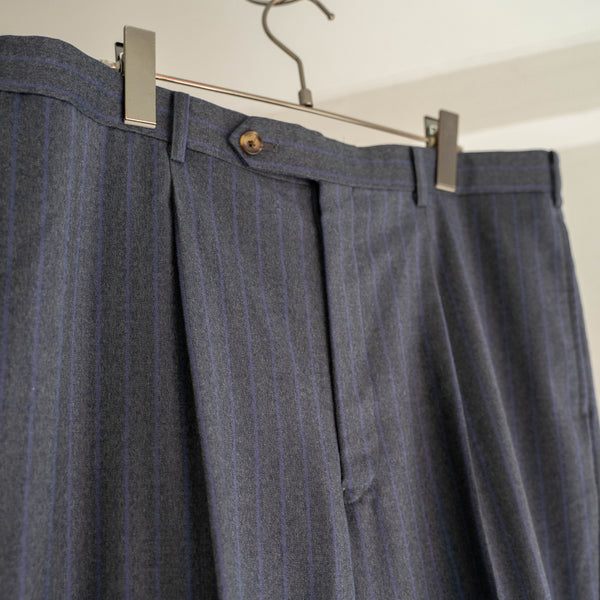 1990s Japan vintage navy × blue stripe 1 tuck slacks