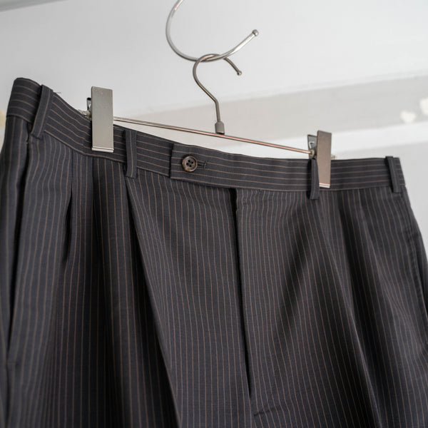 1990s Japan vintage sumikuro stripe 3 tuck slacks -light weight-