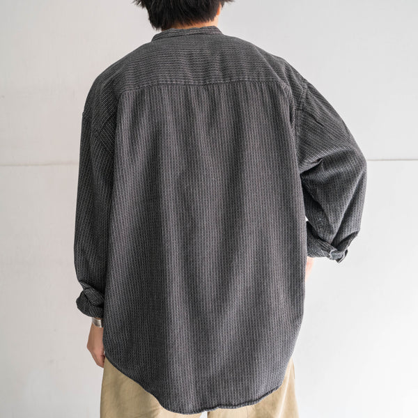 1990s black based stripe stand collar l/s shirt