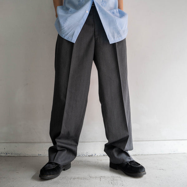 1990s Japan vintage gray based stripe 2 tuck slacks