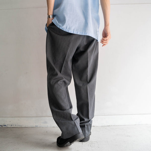 1990s Japan vintage gray based stripe 2 tuck slacks