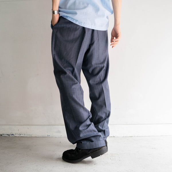1990s Japan vintage navy × blue stripe 1 tuck slacks