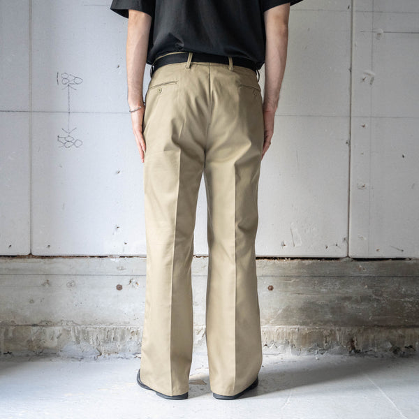 around 1990s Italian military beige color one tuck chino pants 'dead stock'