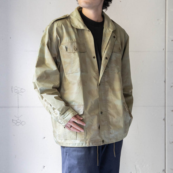 around 1980s Europe khaki color camouflage nylon jacket