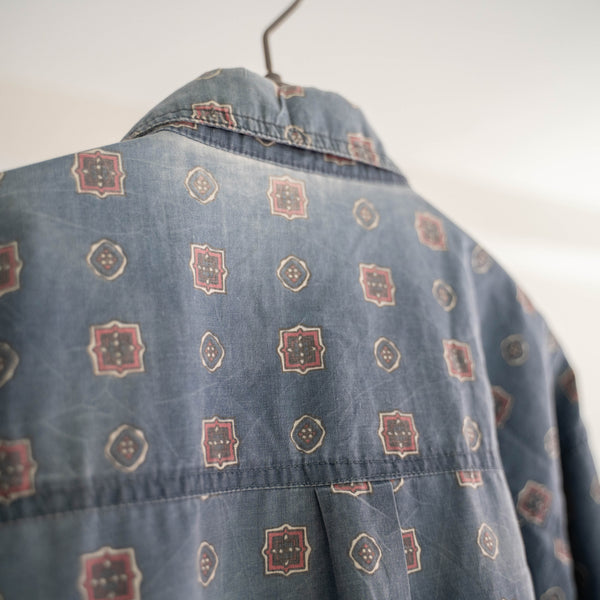 1990s blue based all over pattern l/s shirt -good fade-