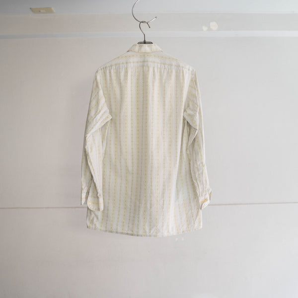 1980s Europe white × olive all over pattern l/s shirt