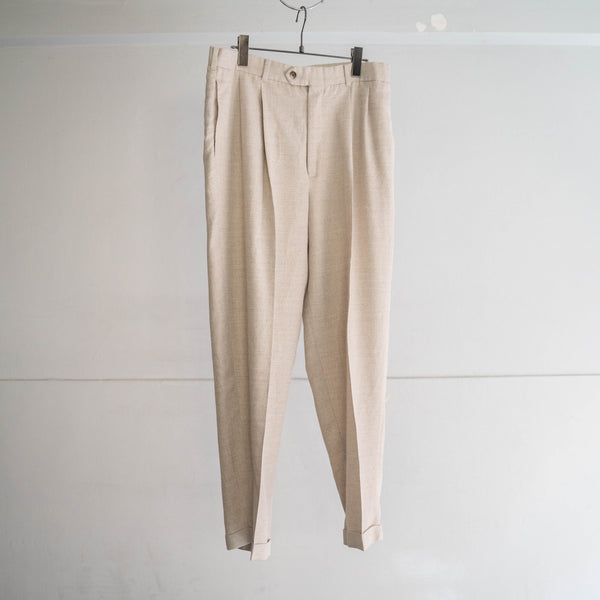 2000s ivory herringbone 2 tuck slacks