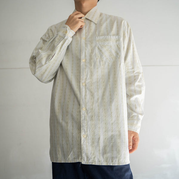 1980s Europe white × olive all over pattern l/s shirt
