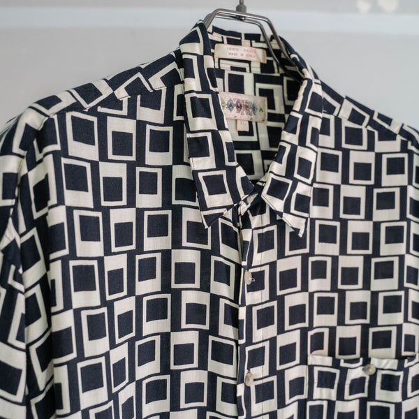 1990s black × white rayon 100 design s/s shirt -remake-