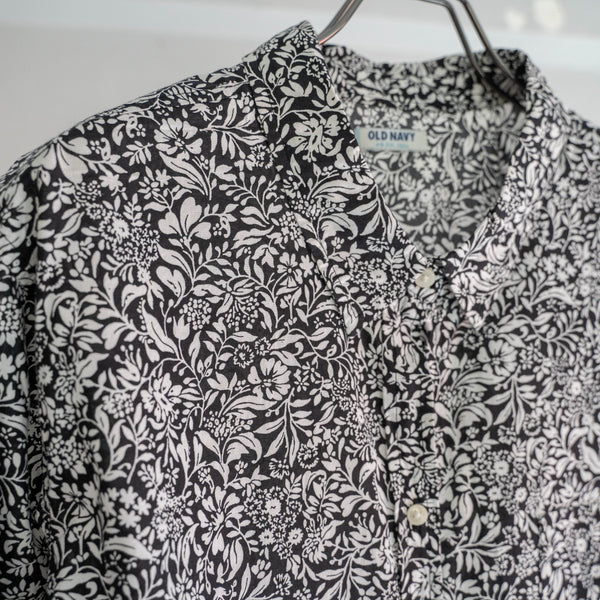 2000s OLD NAVY black × white aloha l/s shirt