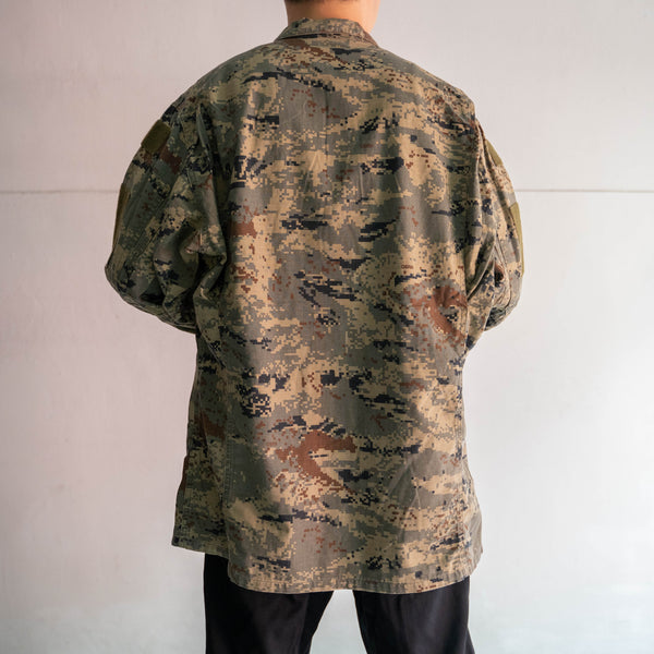 1990-00s Europe gray based digital camouflage jacket
