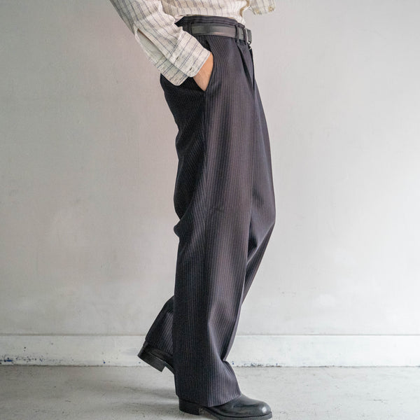 1970s Japan vintage brown base multi striped set up