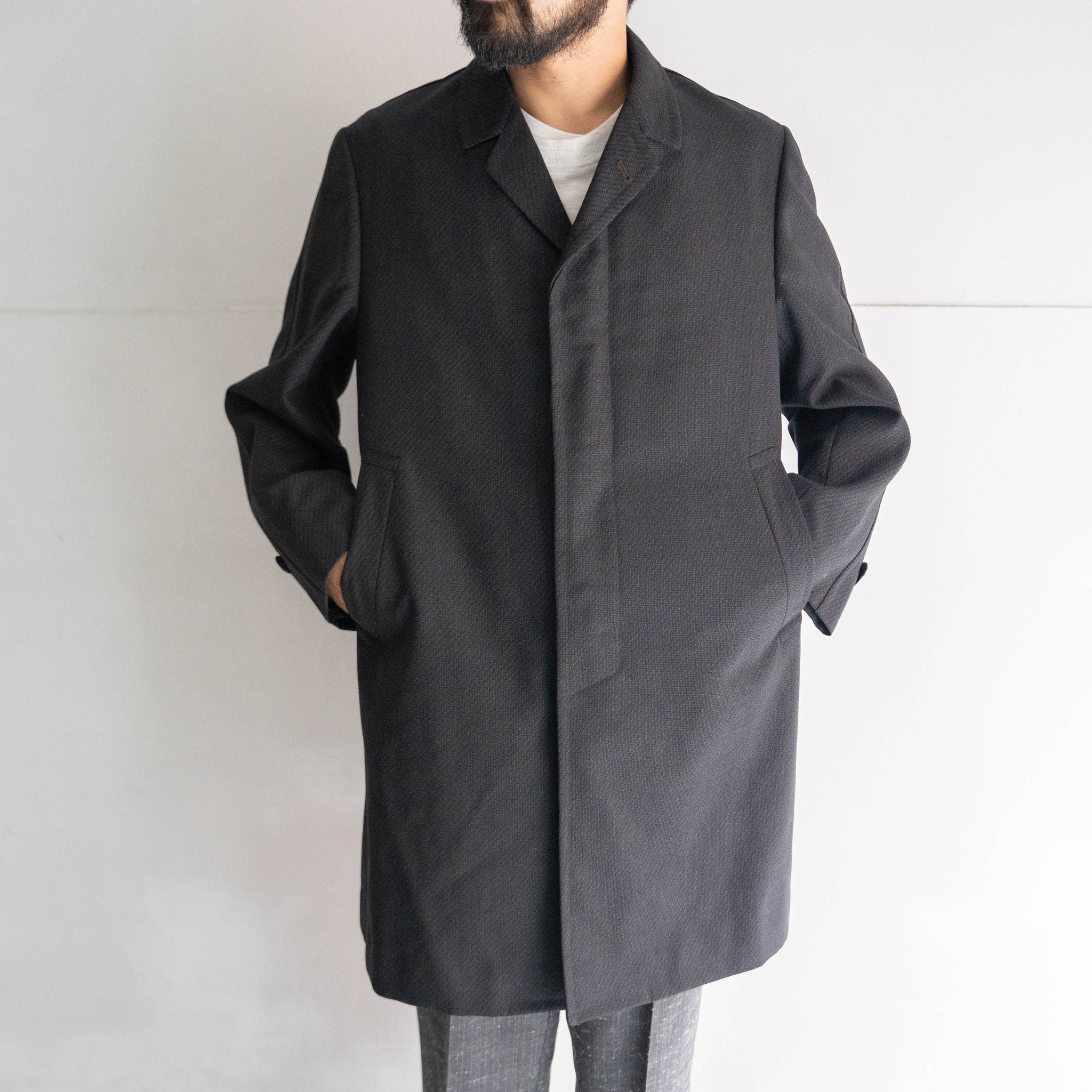 1970-80s Japan vintage charcoal gray based all wool coat