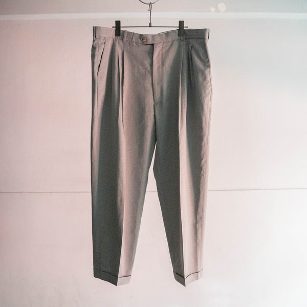 1990s gray based 3 tuck poly 100 slacks