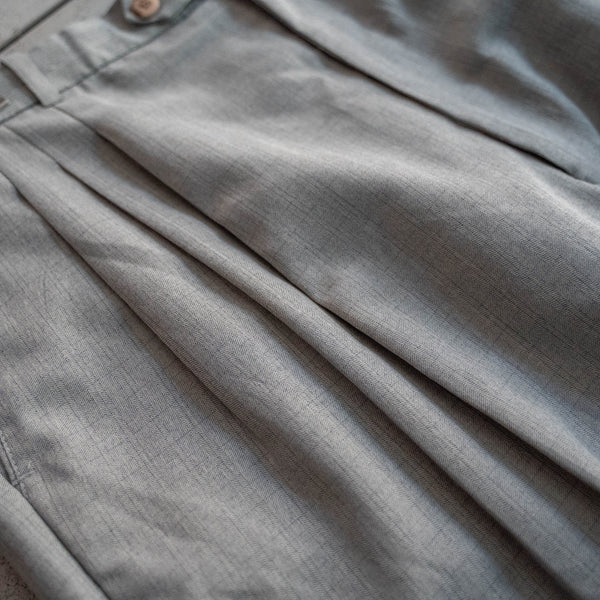 1990s gray based 3 tuck poly 100 slacks