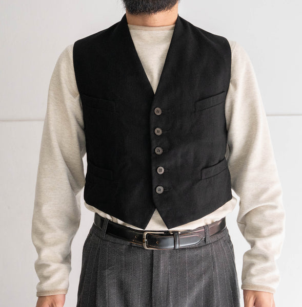 around 1960s germany black colar herringbbone vest　
